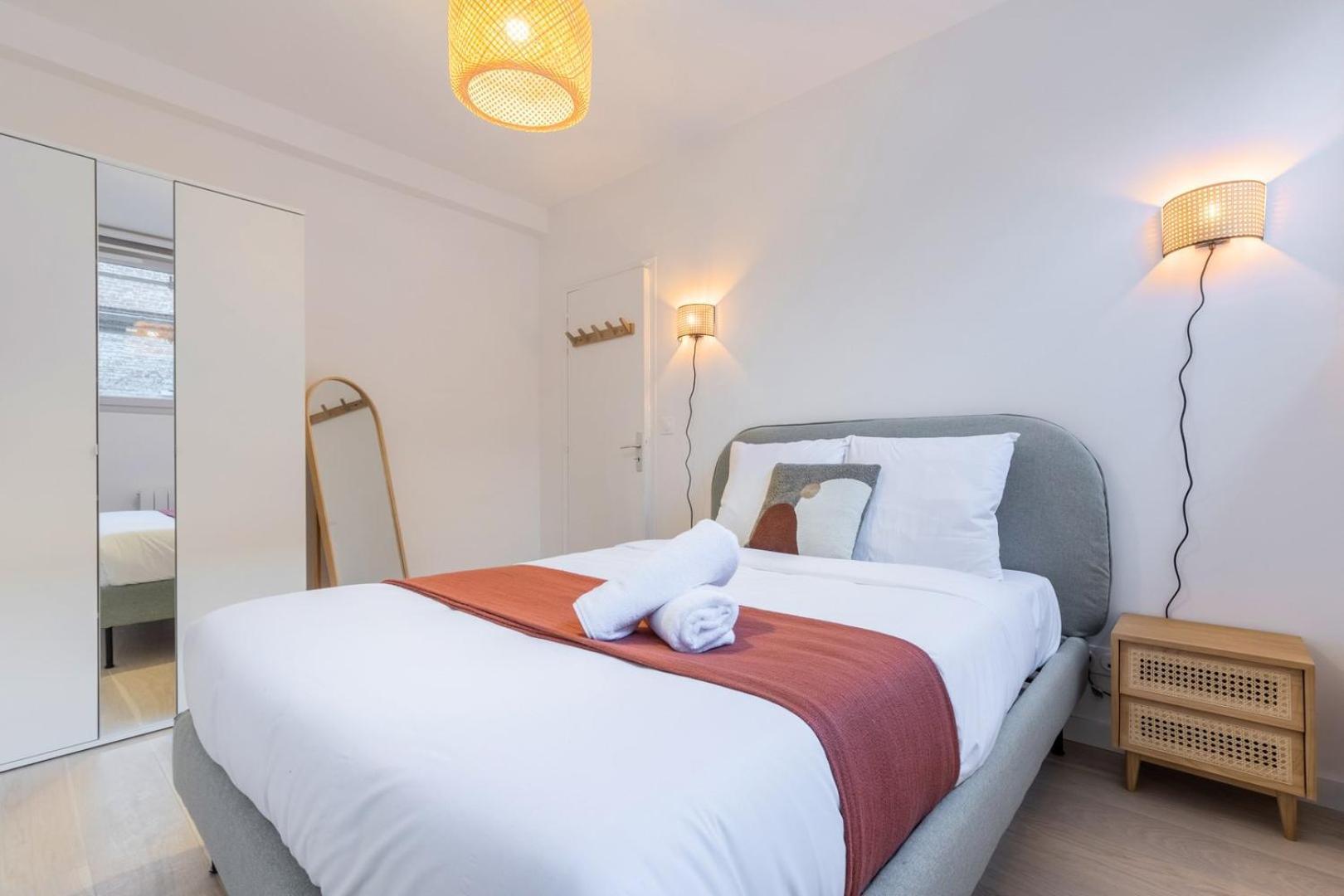 Renovated 1 Bedroom Apartment 릴 외부 사진